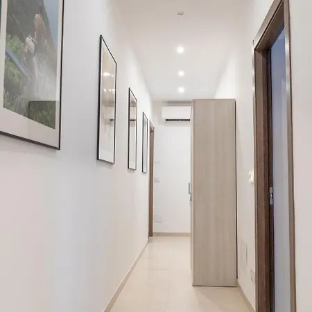 Le Stanze Dei Poeti E Del Vino La Spezia